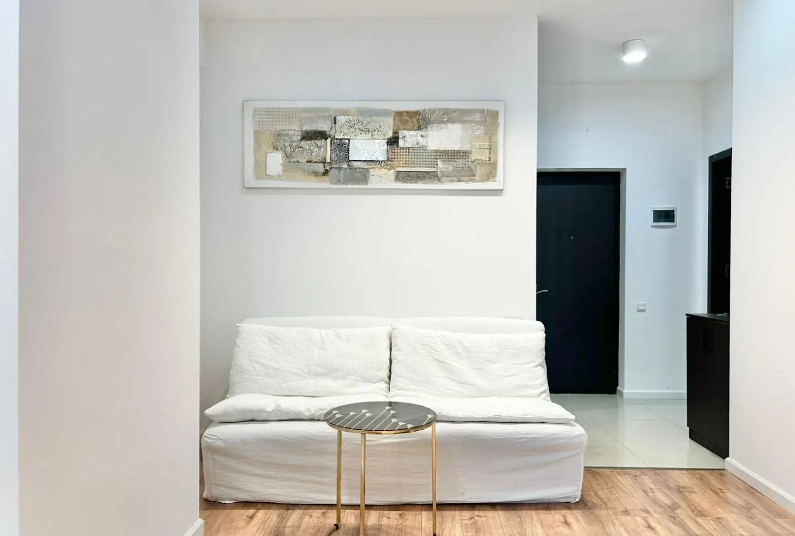 City Center - Next To Holiday Inn -2Br Apartment Тбилиси Грузия